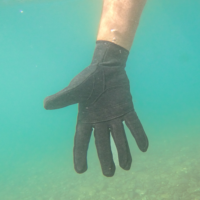 Sind Neopren Handschuhe Warm unter Wasser 